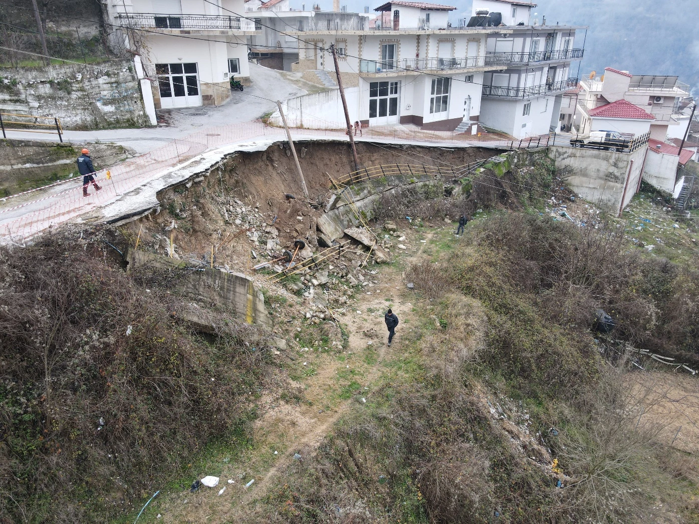 Εχίνος. Φωτογραφική τεκμηρίωση της αστοχίας τοίχου αντιστήριξης του 2022.